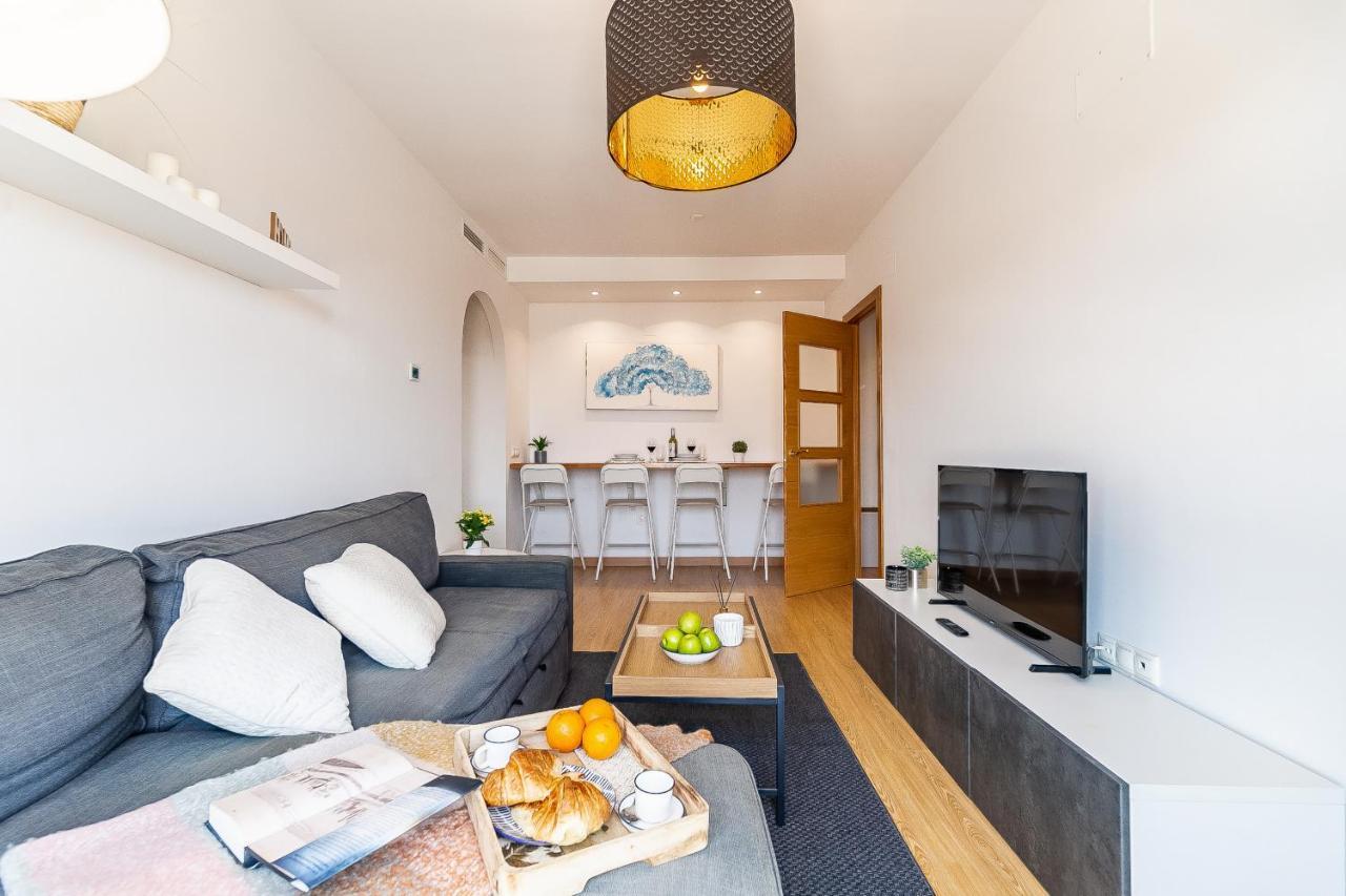 Modern Beach Apartment Valparaiso With Parking Málaga Eksteriør billede