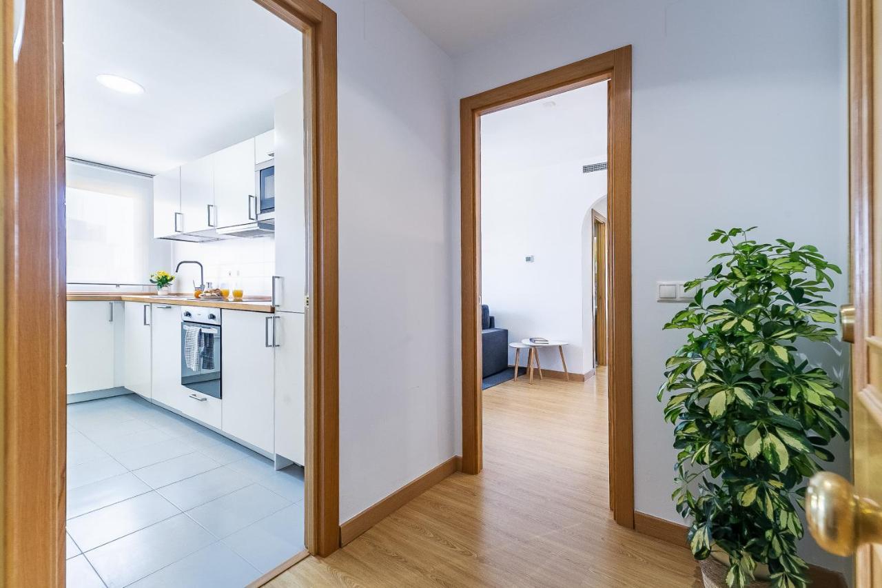 Modern Beach Apartment Valparaiso With Parking Málaga Eksteriør billede